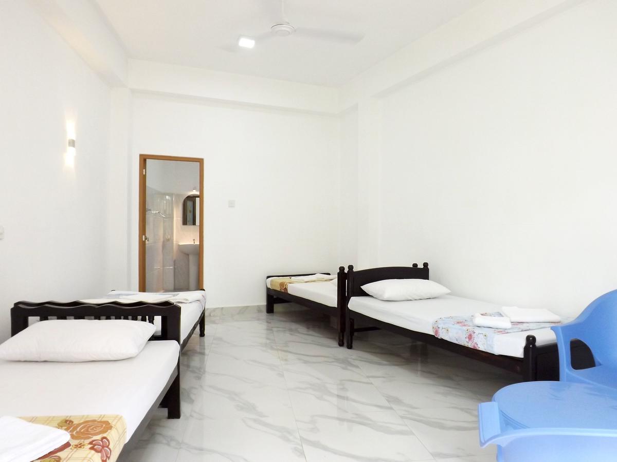 Hotel "Diana" 希克杜沃 外观 照片